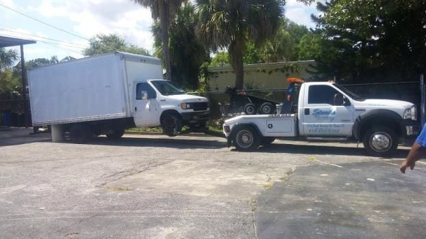A recent automobile towing job in the Tampa, FL area